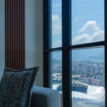 Season Suite Apart-Hotel Batumi Bagian luar foto